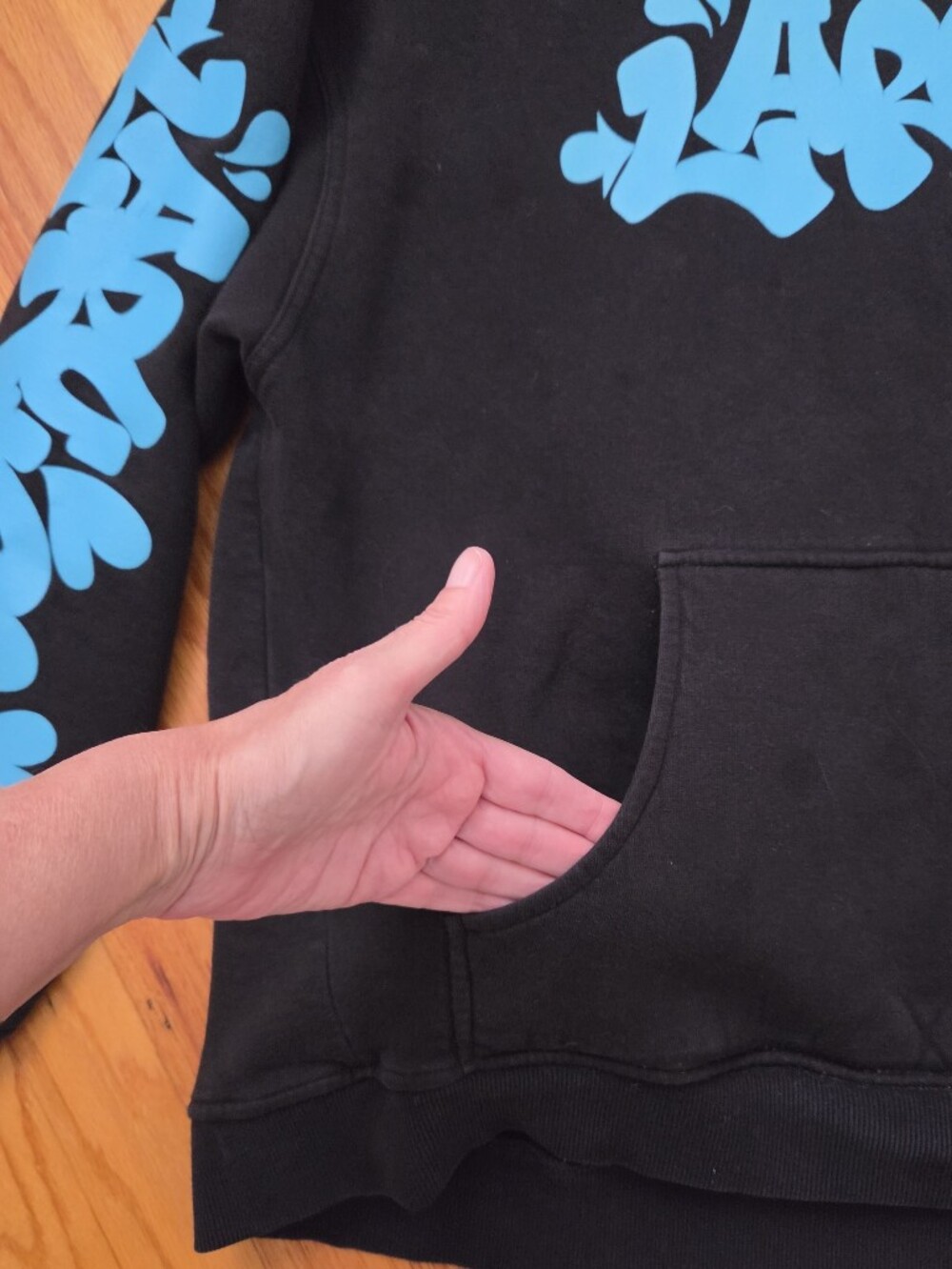 Laruicci Grafitti Streetwear Hoodie Oversized Black Blue print - Picture 6 of 9